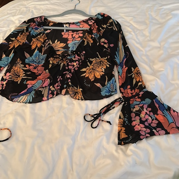 Free People Of Paradise Black Combo long sleeve top XS great condition - Picture 9 of 13